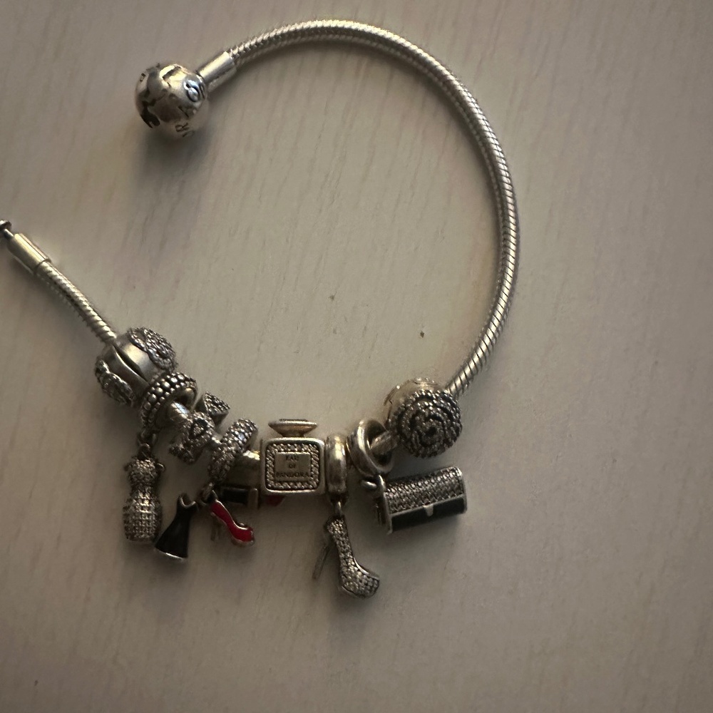Pandora bracelet - Picture 2 of 2